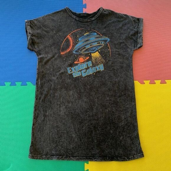 2000s Y2K Galaxy Men's T-shirt no size (refer to measurements for sizing) - Picture 1 of 4